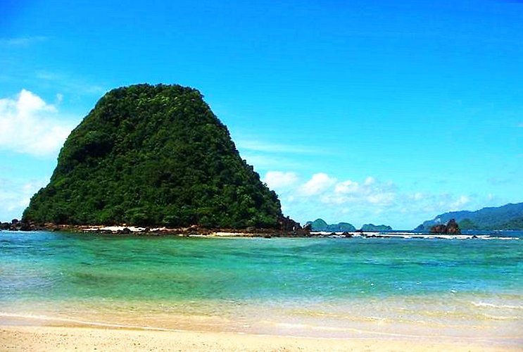 Pulau Merah Beach