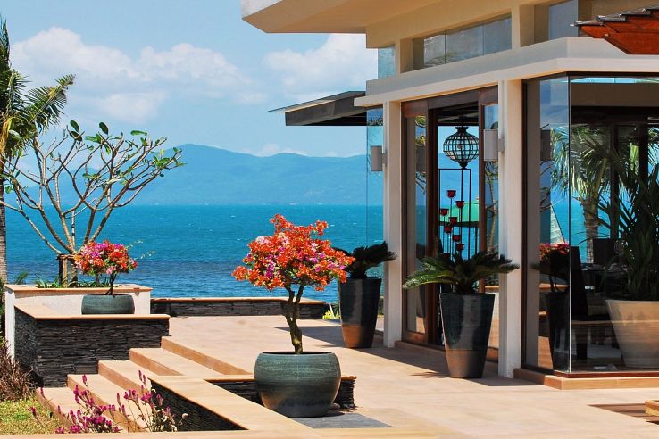 Lotus Beach Villa